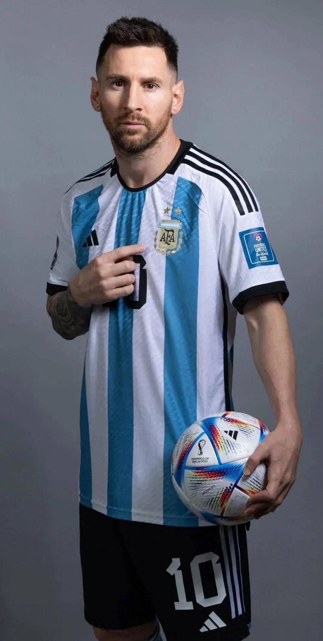 她们不仅在 她们不仅在